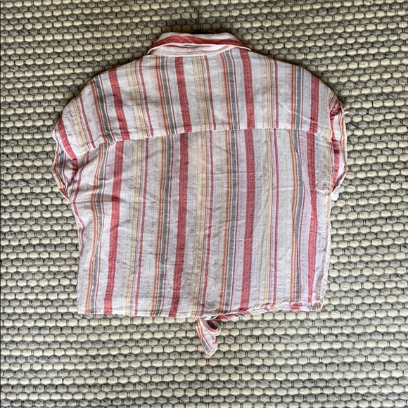 Forever 21 striped button up top - Picture 3 of 3